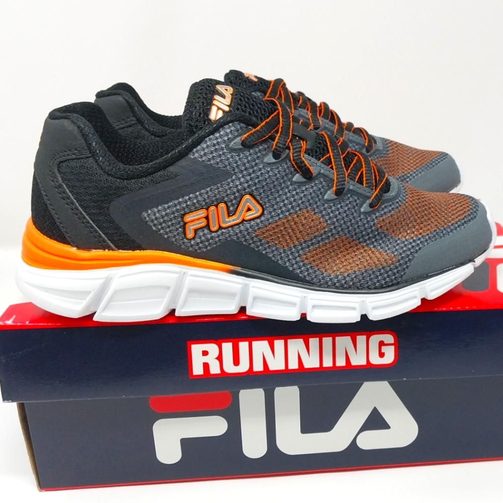 New Fila Exolize 2 Kids size 4  Gray-Orange NIB